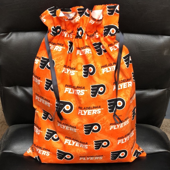 Philadelphia Flyers Hoodie Purse LIKE NEW - Picture 3 of 14